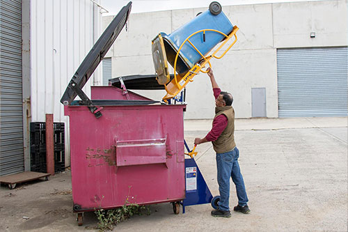 Liftmaster Niftylift bin lifter and tipper outdoors